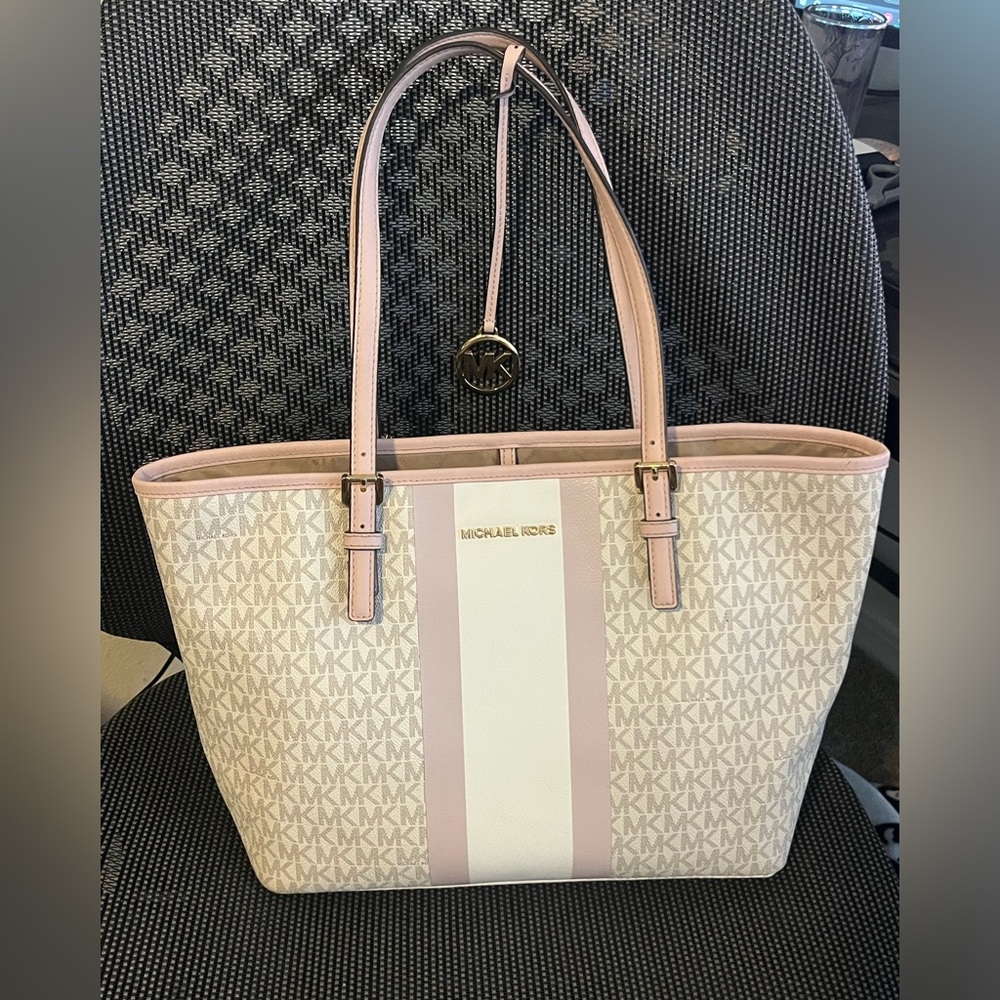 pink Michael kors bag